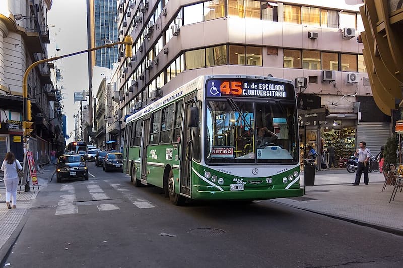 El trayecto entre Lanús y Constitución seguirá funcionando pasará a integrarse a la línea 45. (Fuente: Wikipedia)