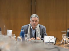 Imagen del gobierno de Orsi se desploma y la desaprobación alcanza su pico máximo