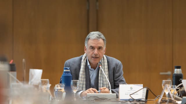 Imagen del gobierno de Orsi se desploma y la desaprobación alcanza su pico máximo