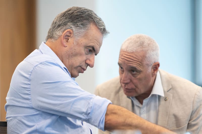 Yamandú Orsi y Carlos Negro
Foto: Presidencia de la República