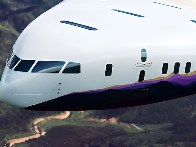 Despega el mega avión que rompe la fórmula de Boeing y cambia los vuelos para siempre