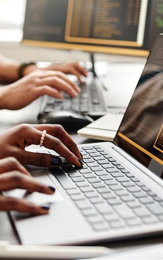Guerra por el talento tech: los seis perfiles que las empresas pagan mejor en la Argentina