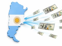 Dos variables clave para el mercado: alcanzaron para mejorar la nota de la deuda aunque los bonos esperan
