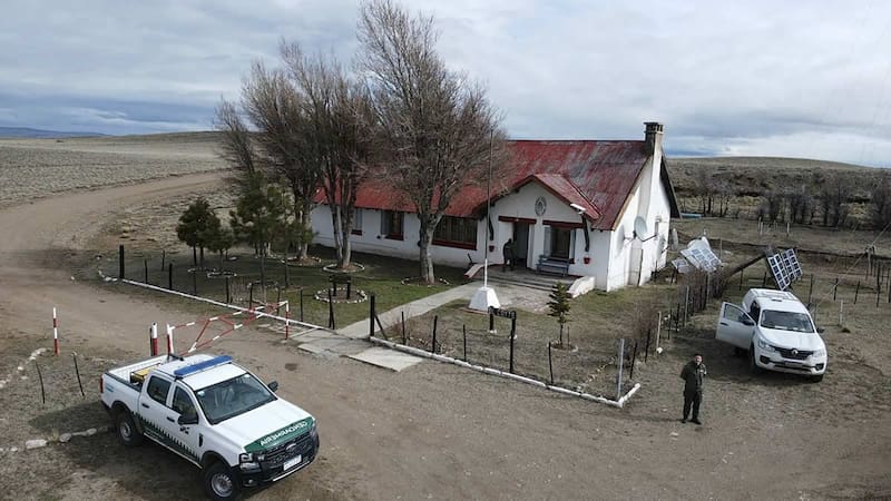 Una instalación de Gendarmería de las que ahora disponen de lo último en conectividad satelital.