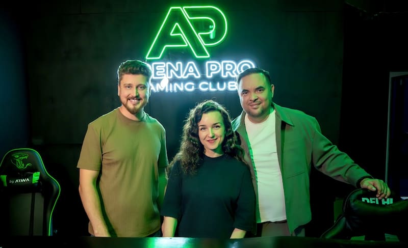 Los fundadores de Arena Pro Gaming Club.