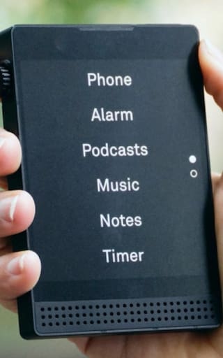 Celulares minimalistas: la tendencia que triunfa contra la adicción digital y las distracciones