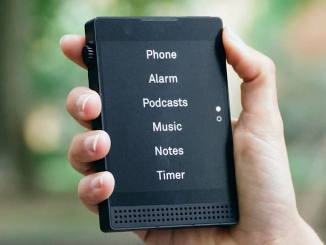 Celulares minimalistas: la tendencia que triunfa contra la adicción digital y las distracciones