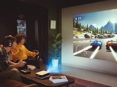 Gigante japonés trajo a la Argentina sus nuevos proyectores smart para ver películas y series