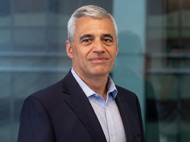 “La inteligencia artificial no viene a reemplazar a las personas, sino a cambiar de qué manera trabajan”