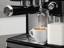 Una histórica marca de electrodomésticos argentina entra al rubro de las cafeteras premium