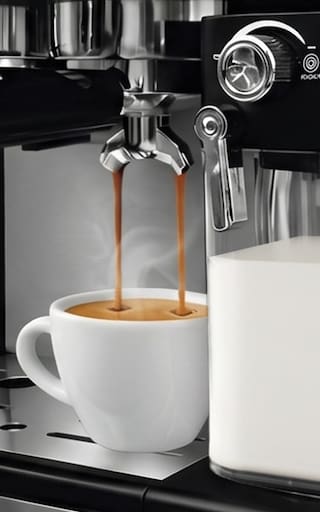 Una histórica marca de electrodomésticos argentina entra al rubro de las cafeteras premium