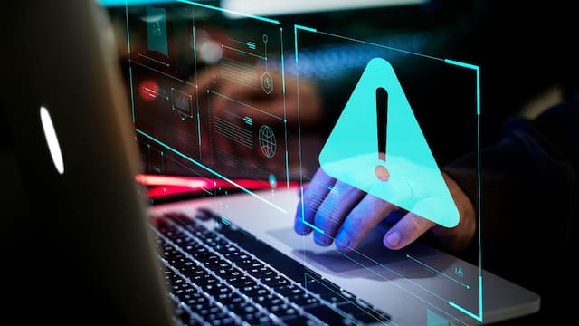 Mientras millones se quedan sin ChatGPT, Shopify y otras apps, el responsable ‘cayó’ en la bolsa