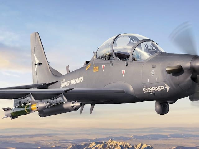 El país más poderoso de América Latina crea un avión de combate letal y ya lo exporta a Europa