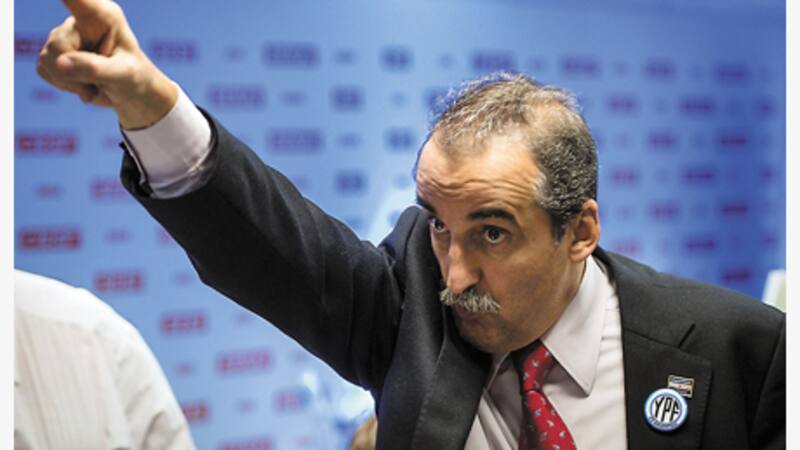 Moreno se pasó el día internado en su despacho; no fue al acto