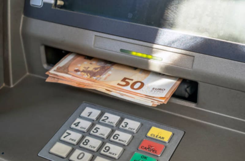 Adiós billetes de 10, 20, 50 y 100: cuando van a dejar de recibirlos en cajeros automáticos. Imagen: archivo.