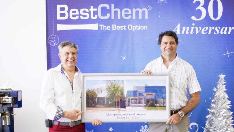 Padre e hijo, de Bestchem.