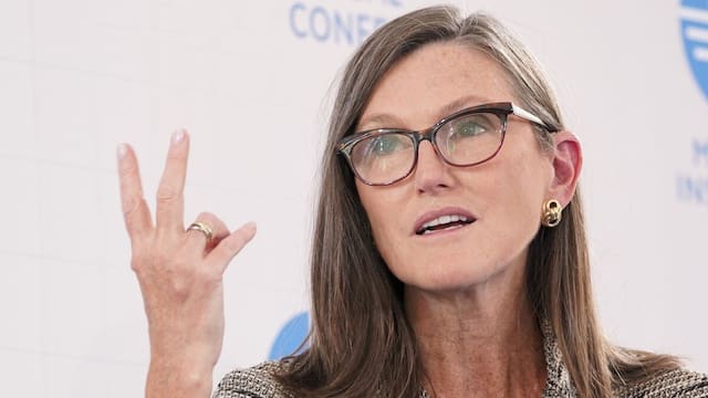 La estrategia de Reina de la Bolsa: la sofisticada cartera de inversión que elige Cathie Wood