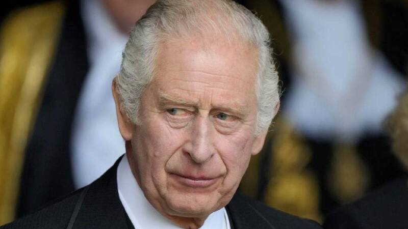 Llora la Corona Británica: el Rey Carlos podría excluir de su testamento a un familiar clave de la realeza antes de morir.