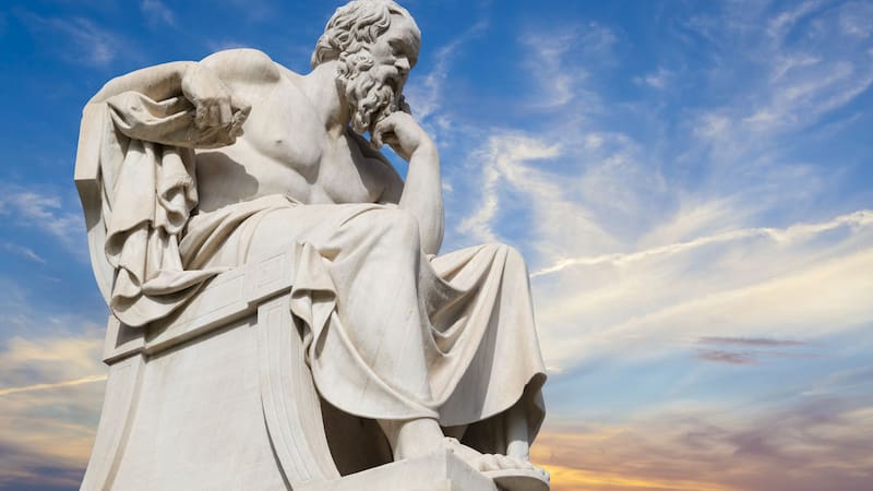 Hallazgo histórico: develan el misterio detrás de la tumba de Platón en papiros carbonizados.