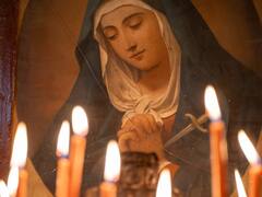 El poderoso ritual con velas para el día de la Virgen María en diciembre