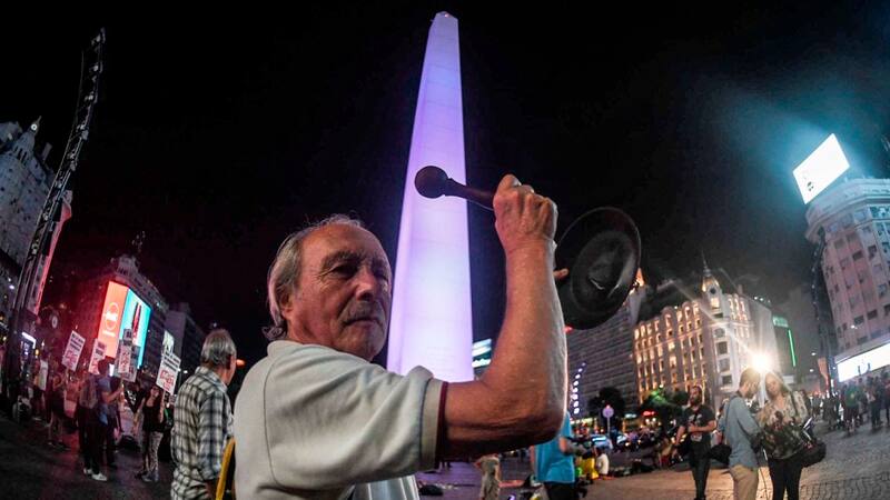 <div class="migrated-promo-image__description"><div class="migrated-promo-image__source">Fuente: Copyright 1999 Adobe Systems Incorporated</div></div>