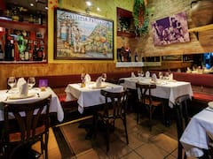 El primer restaurante 100% italiano de Madrid cumple 30 años a puro éxito: horno a leña, productos de calidad y el boca a boca