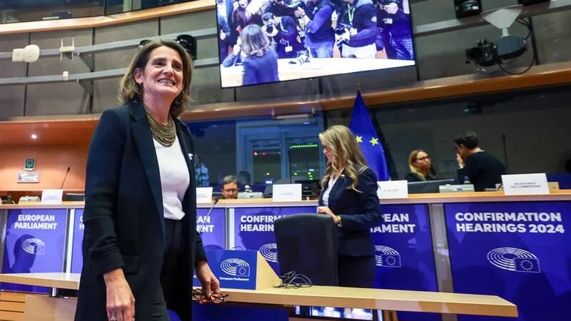 Feijóo ha acusado al Gobierno de estar "chantajeando" a las instituciones europeas y exige que se retire la candidatura de Teresa Ribera.