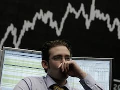 Lo que mira el mercado: bonos en Plaza de Mayo, resfríos en Brasil y Amazon en Wall Street