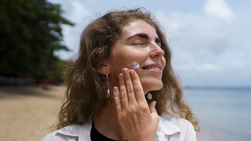 Para obtener resultados excelentes contra los rayos UV, Mercadona ofrece este gran producto.