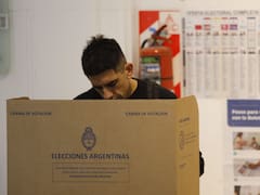 La política frente al espejo: abstención, polarización y el vacío del centro