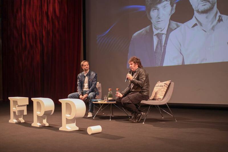 Milei durante su visita a Chile con la Fundación para el Progreso