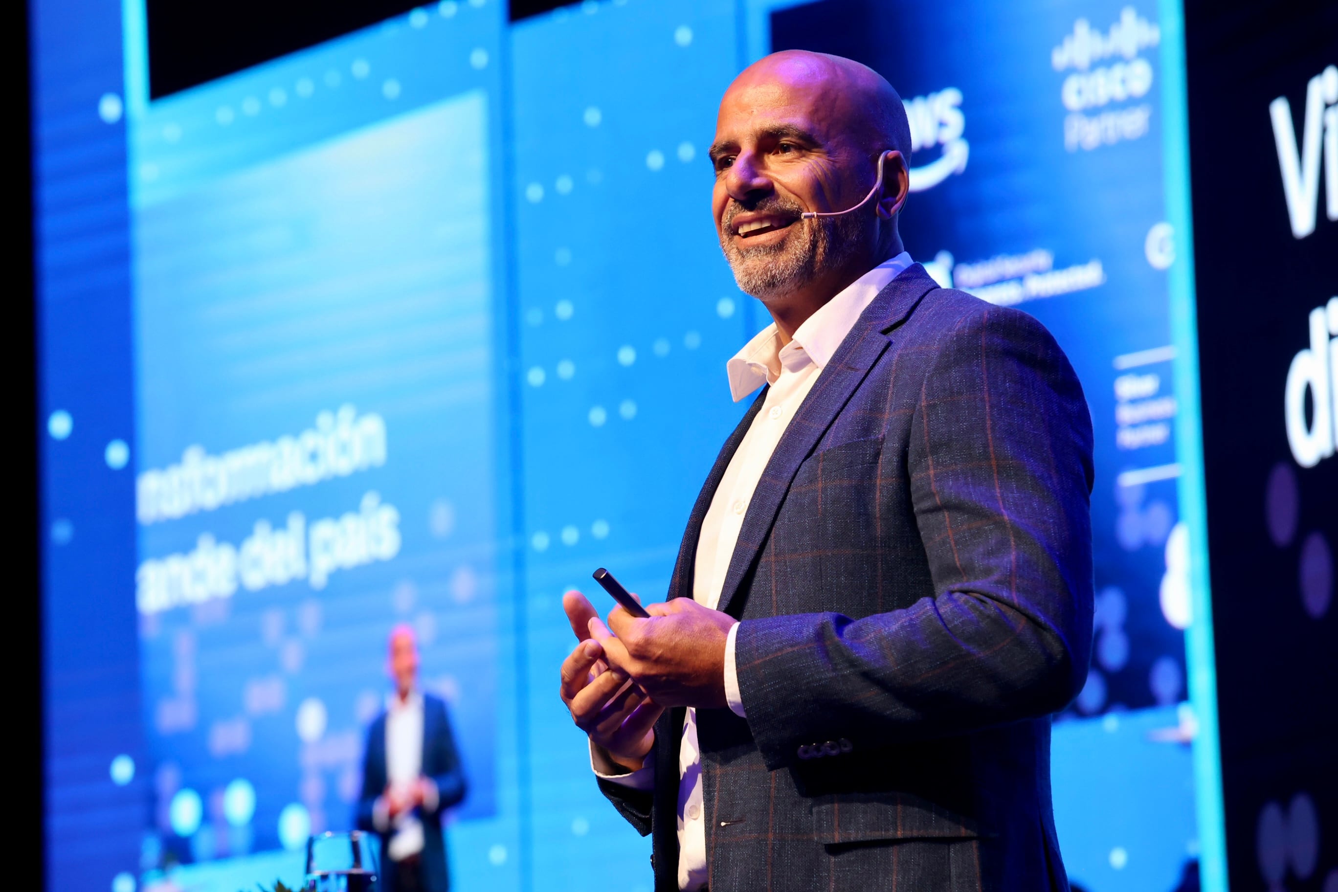 Tras comprar Telefónica, el CEO de Telecom anunció inversiones por u$s 1400 millones: “Siempre que la economía acompañe”