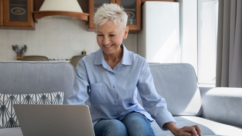 Pensionados del IMSS. Fuente: Shutterstock