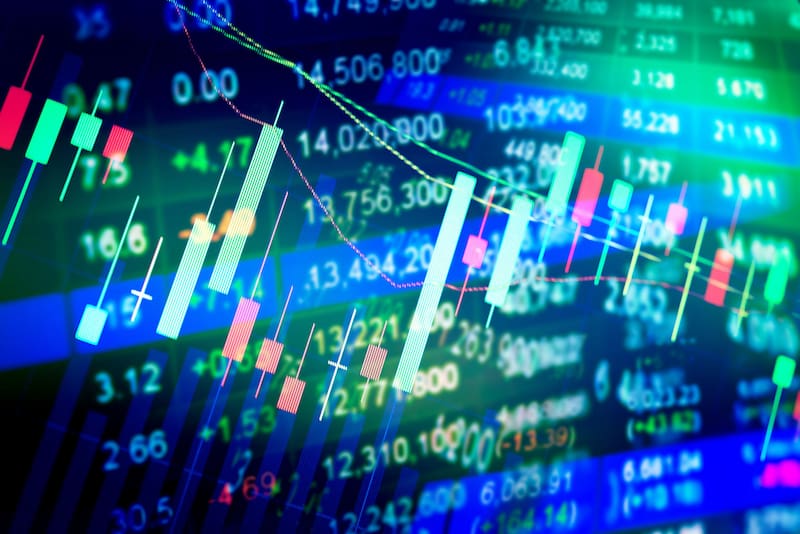 A pesar de estar en su piso, Di Stefano instó a invertir en bonos y acciones argentinas