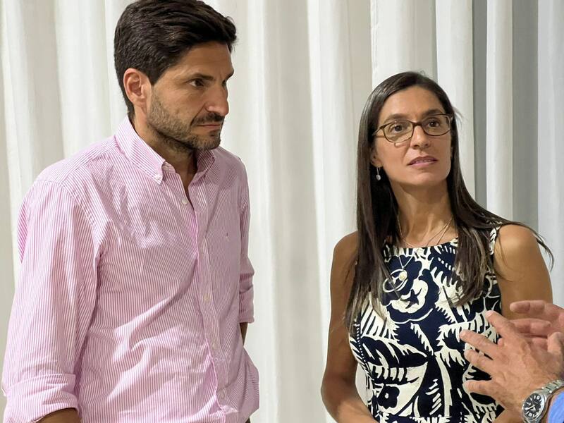 Castets tiene "mayor sintonía" con Maximiliano Pullaro.