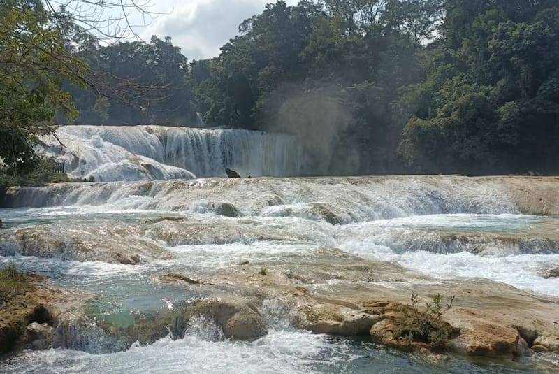 Cascadas de Agua Azul, Chiapas. Foto: Instagram @radiografiapolitica.