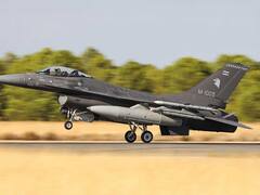 Bombas guiadas y dos veces la velocidad del sonido: cómo son los aviones F16 que compró Argentina