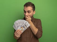 El Gobierno no perdona: multarán a todas las personas que tengan dólares en su casa y no cumplan con esta condición obligatoria