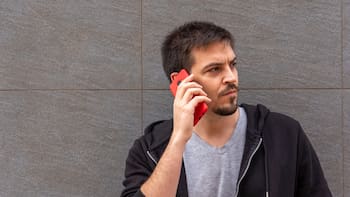 Darán de baja las líneas telefónicas a partir de esta fecha: solo este trámite puede salvar a todos los usuarios