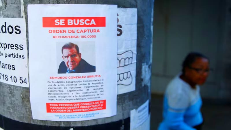 En Venezuela pesa sobre el líder opositor una orden de detención y una recompensa de USD 100.000 por su detención.