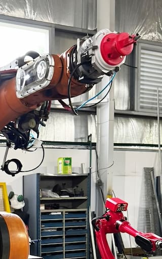 Son argentinos, innovan con robots y quieren transformar la industria en el país