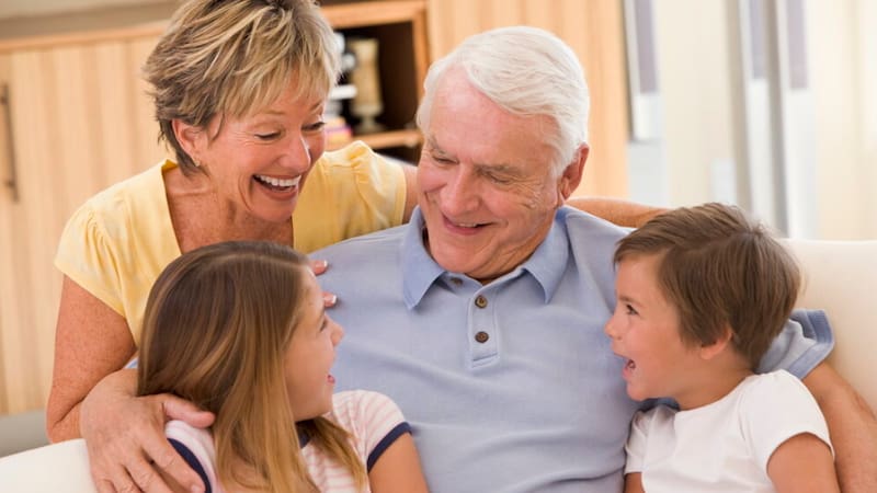 ¿Los nietos pueden ser herederos de los abuelos? Estos son los casos contemplados por la ley.