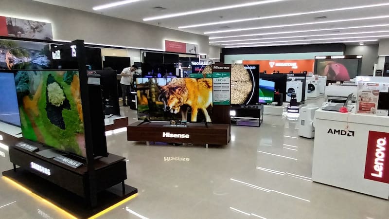 Otra cadena de electro ofrecerá comprar productos en el exterior