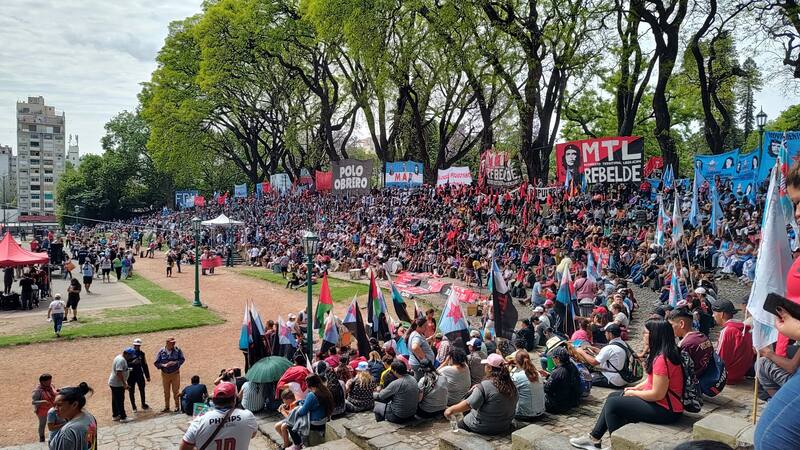 El plenario de organizaciones piqueteras se reunió este jueves. (Foto: Twitter - @POVilla31).