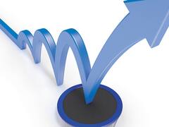 El mercado se sostiene en máximos y se divorcia de la economía real