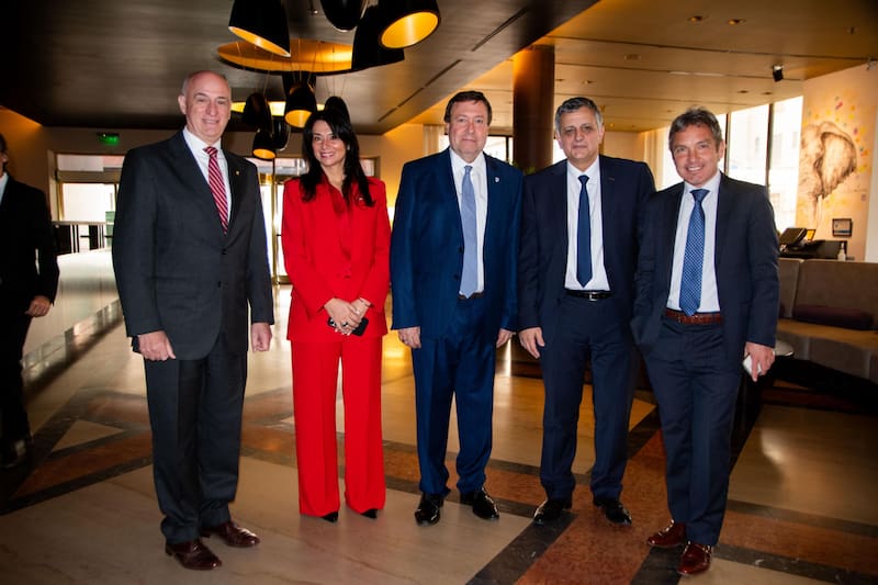 La semana pasada almorzaron el gobernador de Río Negro y el CEO de YPF