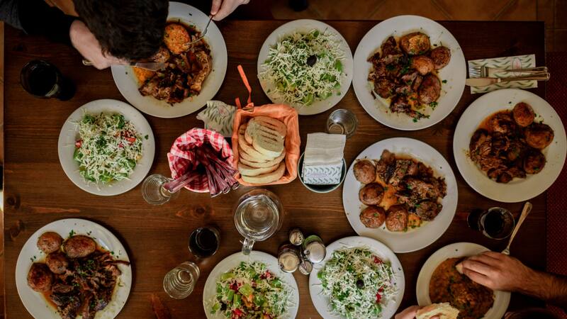 Las proteínas de alta calidad son esenciales para mantener la masa muscular y controlar el peso.