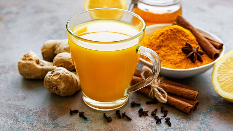 Combinar el té de cúrcuma con otros ingredientes mejora su absorción.