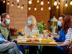 Coronavirus: el principal asesor de Alberto recomendaciones para cuidarse en las fiestas