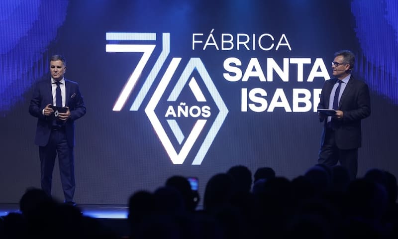Pablo Sibilla, presidente de Renault Argentina, y André Pinto, director industrial de la Fábrica Santa Isabel (FSI)